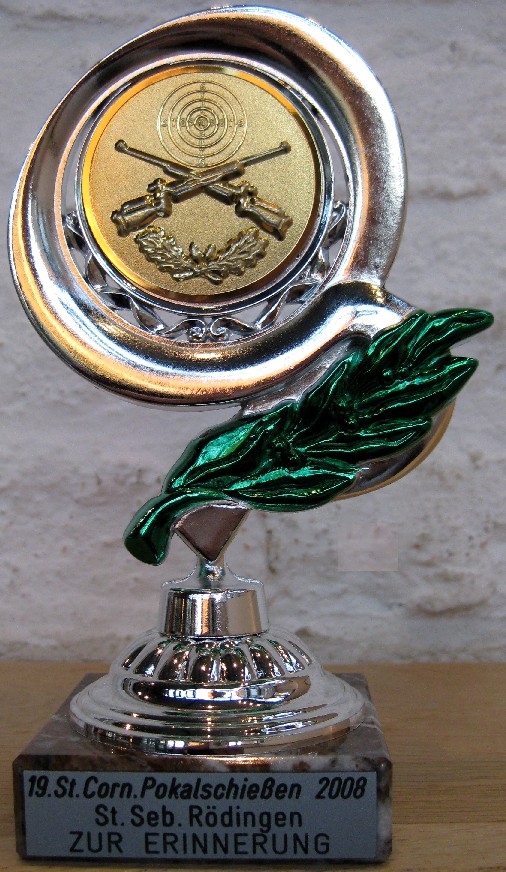 Der Erinnungspokal an das 19. St. Cornelius Pokalschießen 2008 wurde jedem teilnehmenden Verein geschenkt.