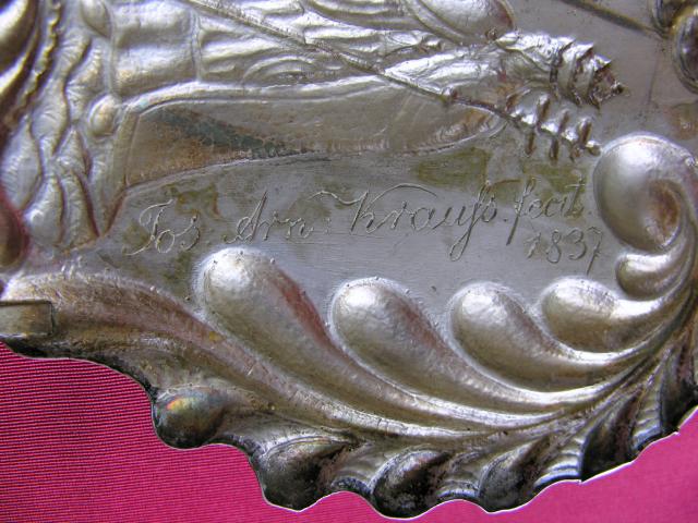 Detail der Rückseite Königskette im Mai 2010